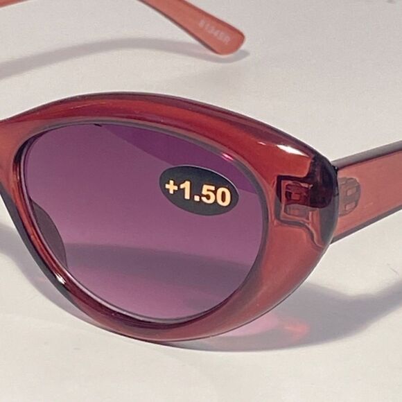 0833 Reading Sunglasses 1.50 Clear Cranberry Sweetheart Frames Purple Lenses NWT